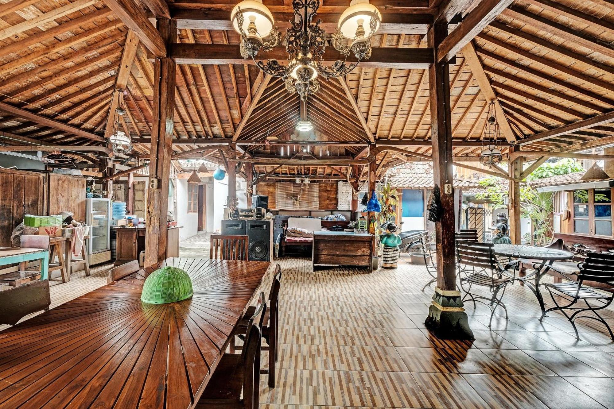 Spot On 91916 Joglo Doyong Homestay Syariah Yogyakarta Exterior photo